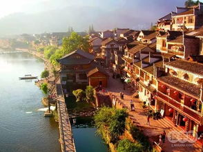 赏三千奇峰,戏八百秀水 体验丰富多彩民俗风情,这里是张家界